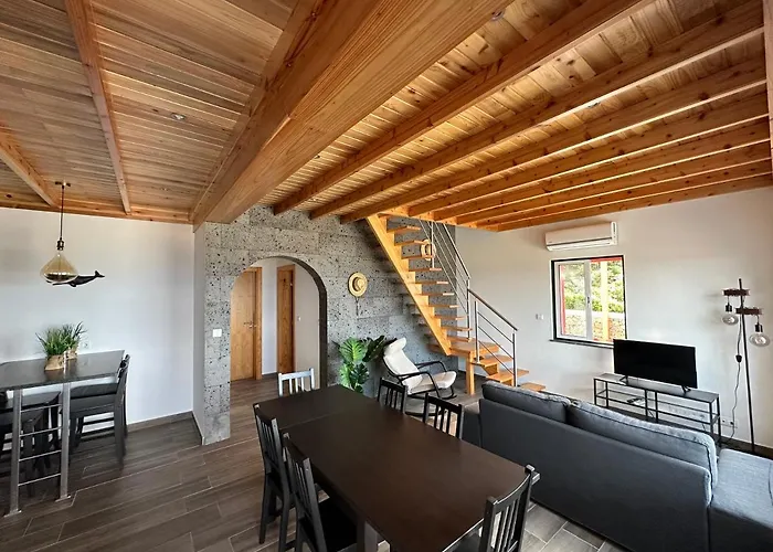 Adega Do Cachalote * Prainha (Sao Roque do Pico)